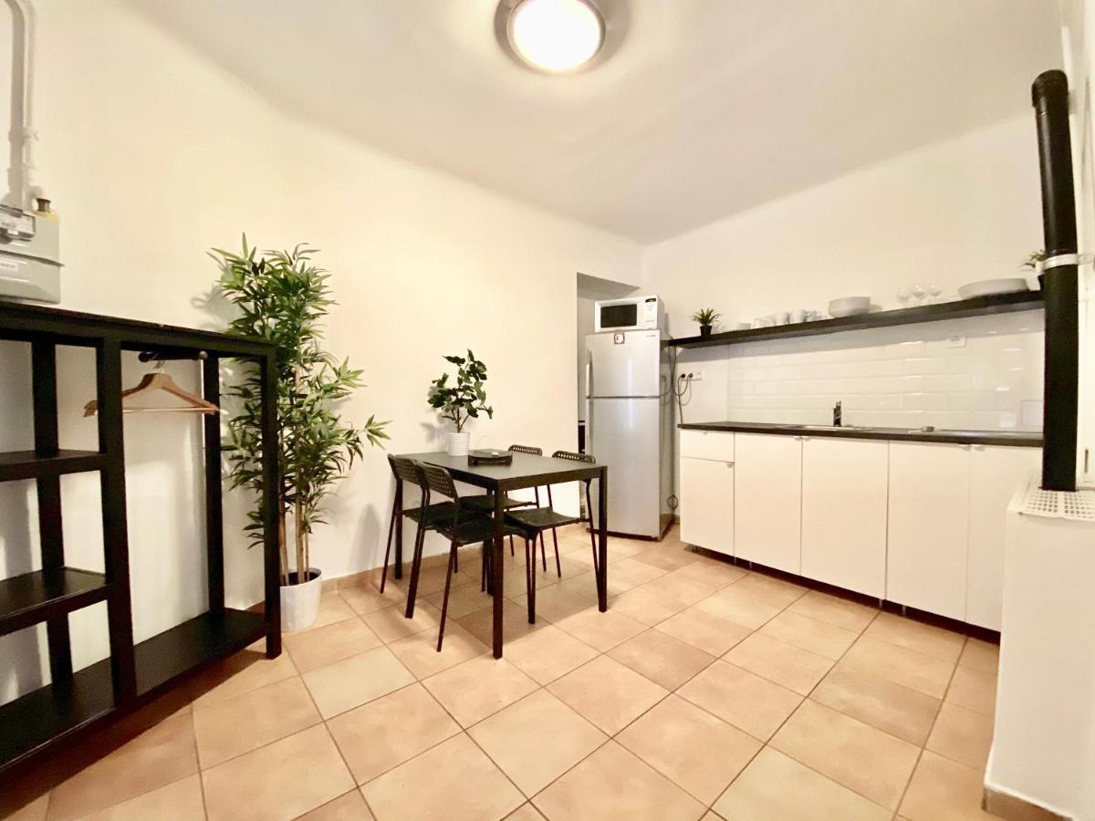 Budget Apartment By Hi5- Karoly 16 Βουδαπέστη Εξωτερικό φωτογραφία